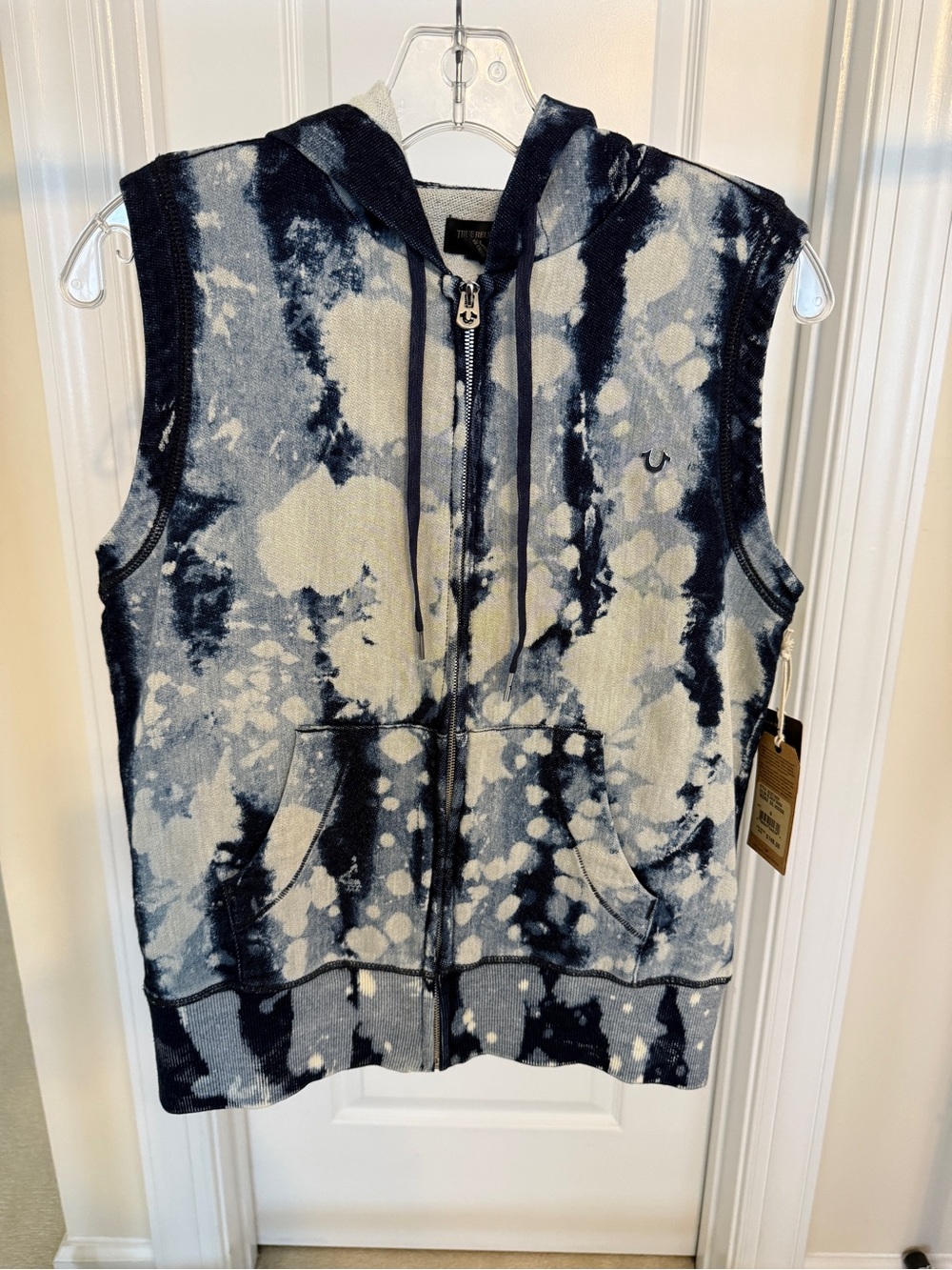 BRAND NEW True Religion Tie-Dye Sleeveless Zip Hoodie in Navy & Cream
